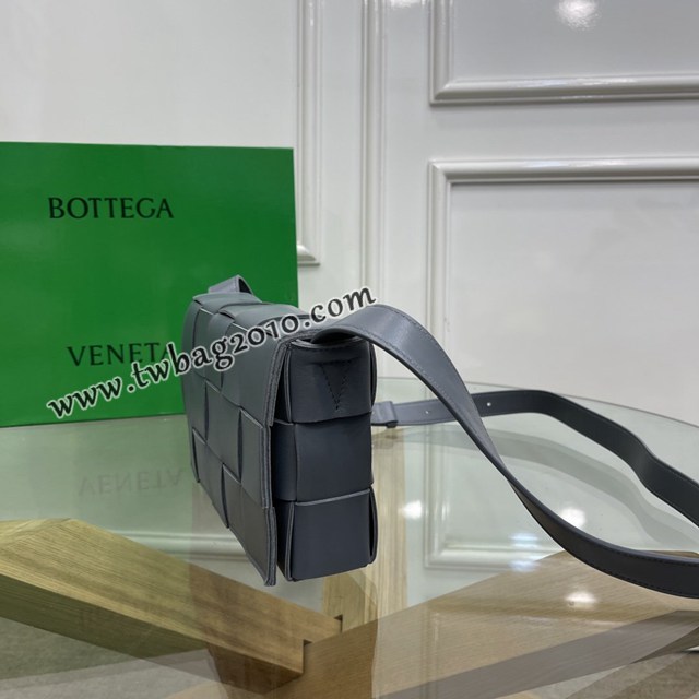 Bottega veneta高端女包 KF0017木薯 寶緹嘉新款放大編織斜挎包 BV經典款單肩斜挎編織女包  gxz1304